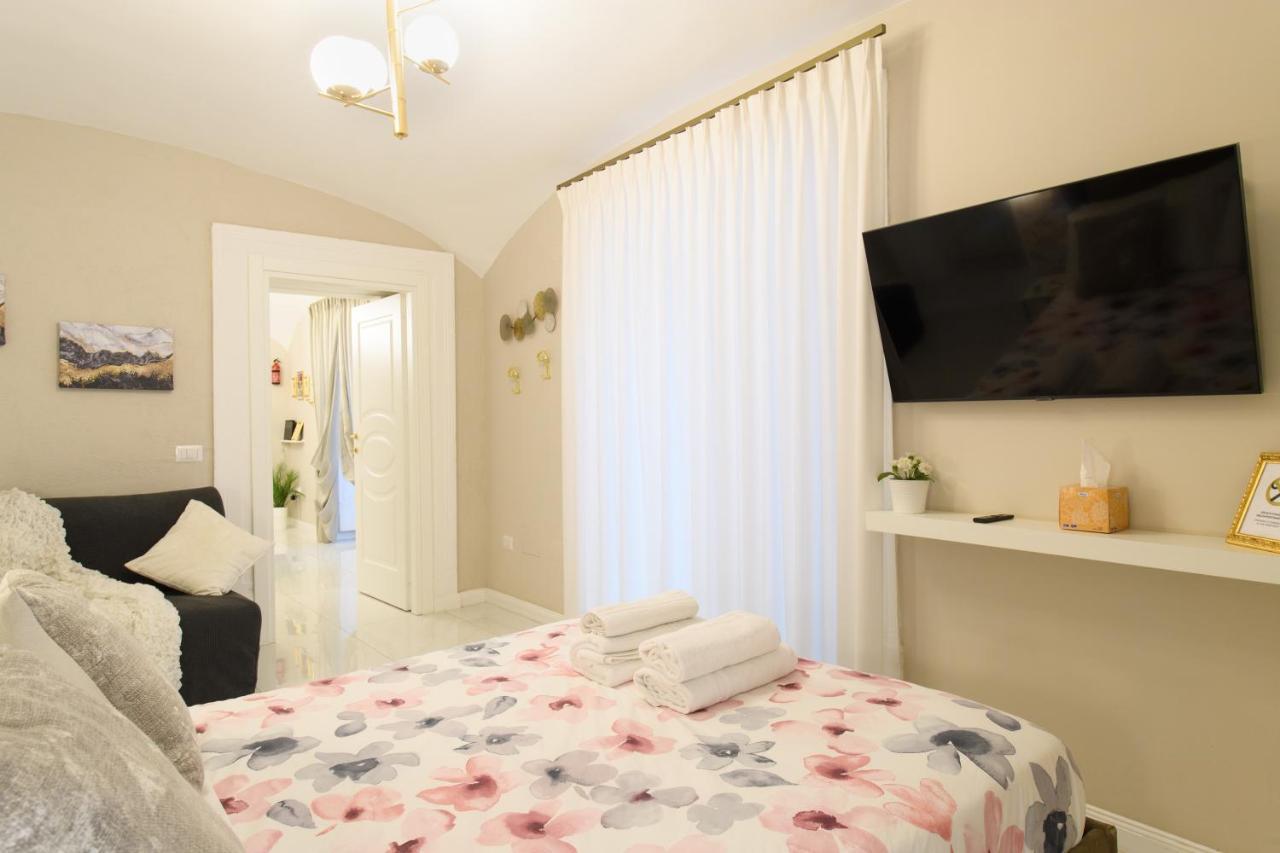 Grandapartments Via Toledo Napoli Zewnętrze zdjęcie